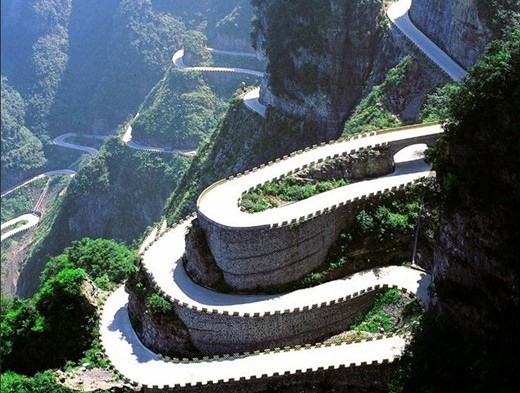 天門(mén)山公路.jpg