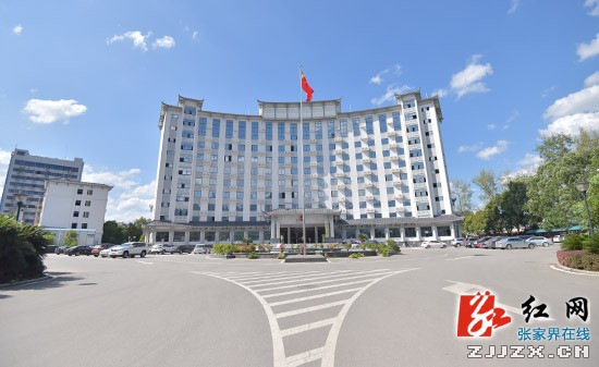 張家界最全停車位攻略，再也不擔(dān)心找不到停車位了！